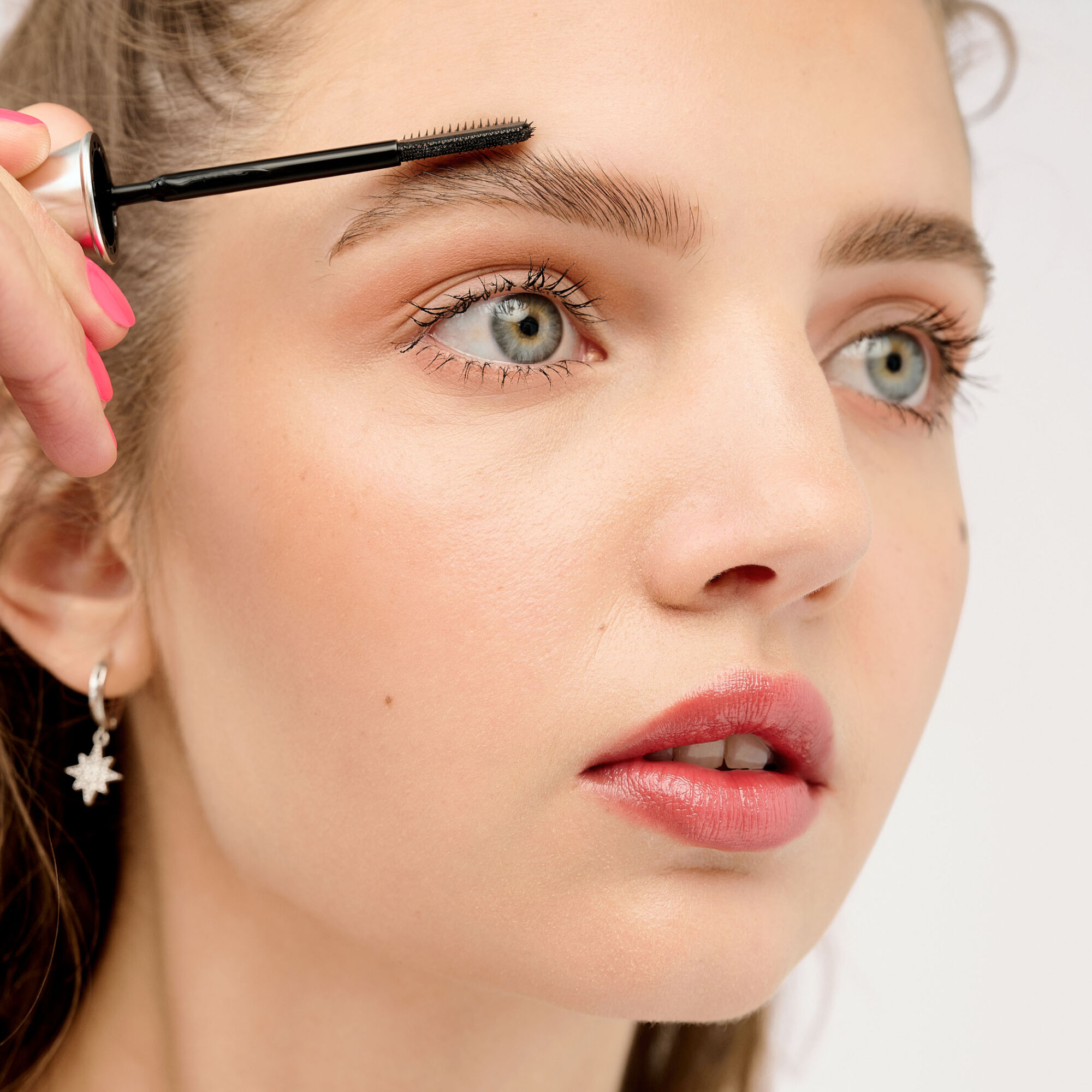 Brush 24-HR Brow Setter through brows