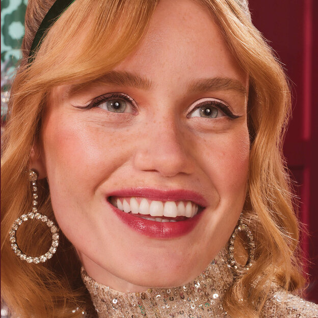 MISTLETOE Blushin' MISTLETOE Blushin'